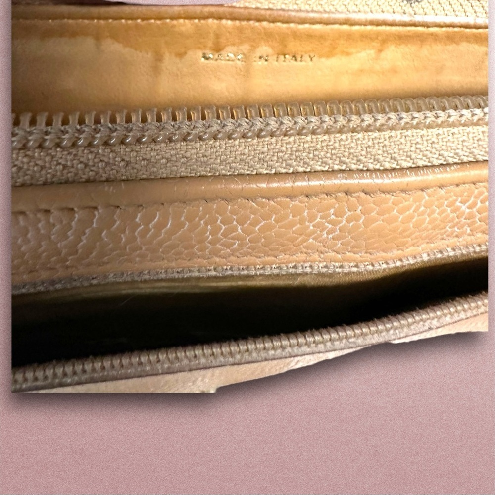 Chanel caviar zip wallet - Picture 13 of 16